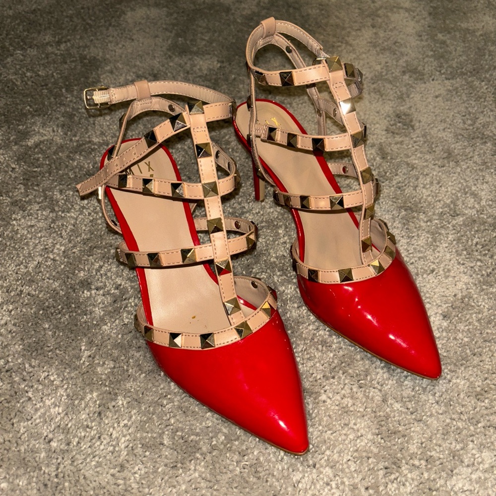 Mix No. 6 Red Studded Heels Size 8.5